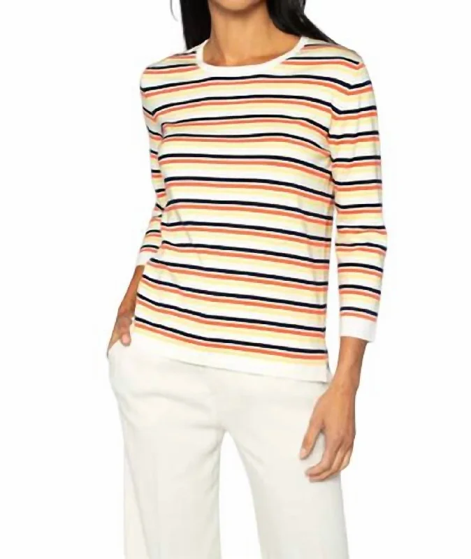 Three-Quarter Sleeve Tee Top In White Multi