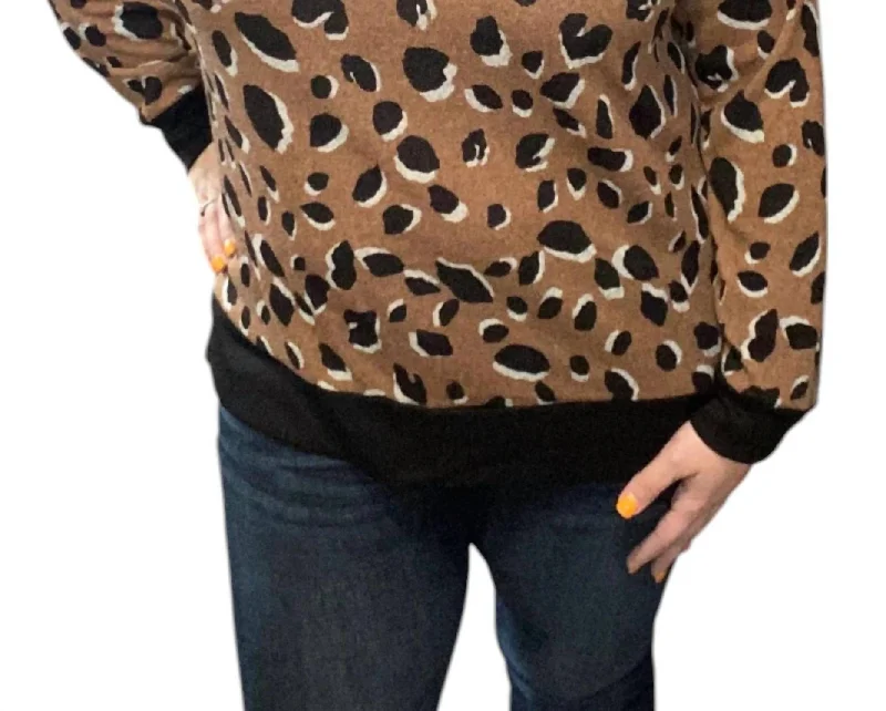 Leopard Weekender Tee In Mocha