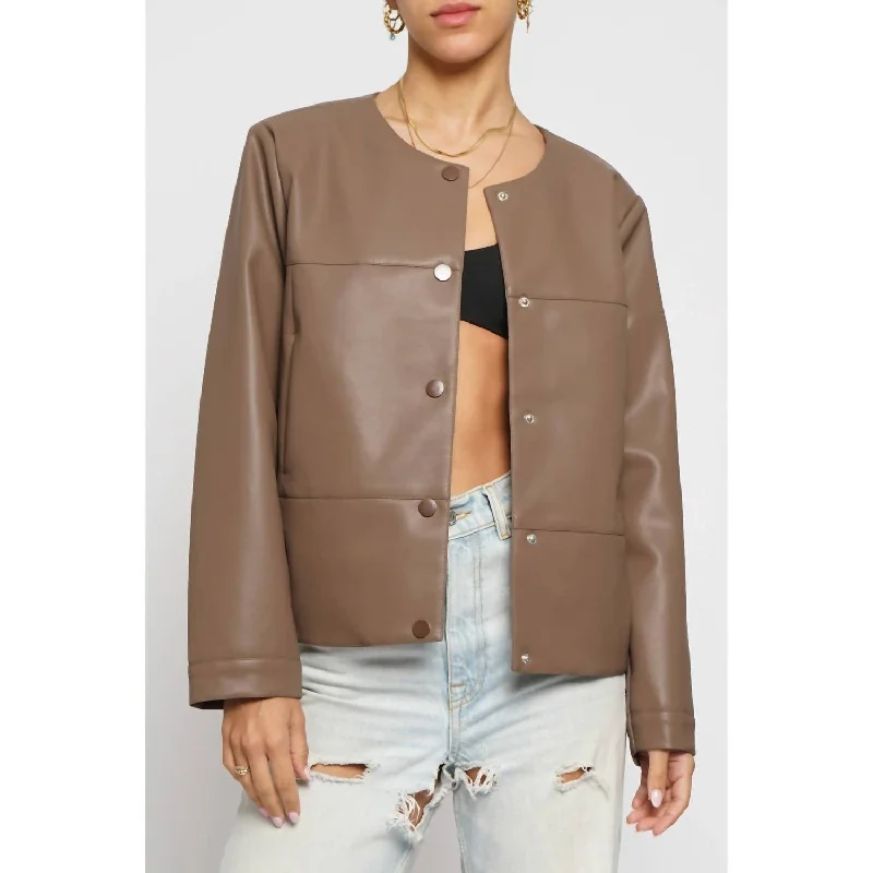 Women's Seasonal Apparel Faux Leather Cropped Jacket In Chestnut