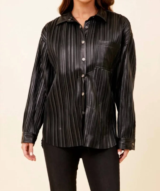 Women's Casual Outfit Pleated Faux Leather Jacket In Black