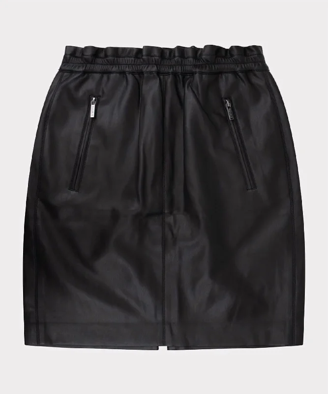 Faux Leather Skirt In Black