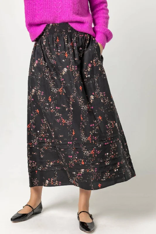 Printed Woven Pleated Hem Skirt In Black Floral