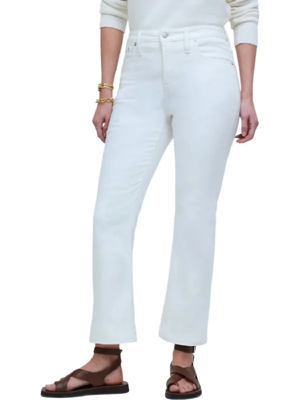 Curvy Kick Out Crop Jeans In White