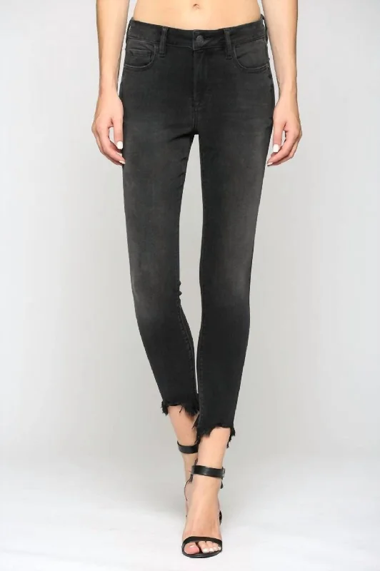 Frayed Hem Mid Rise Skinny Jean In Vintage Black