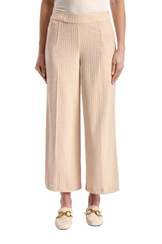 Village Pant In Sand